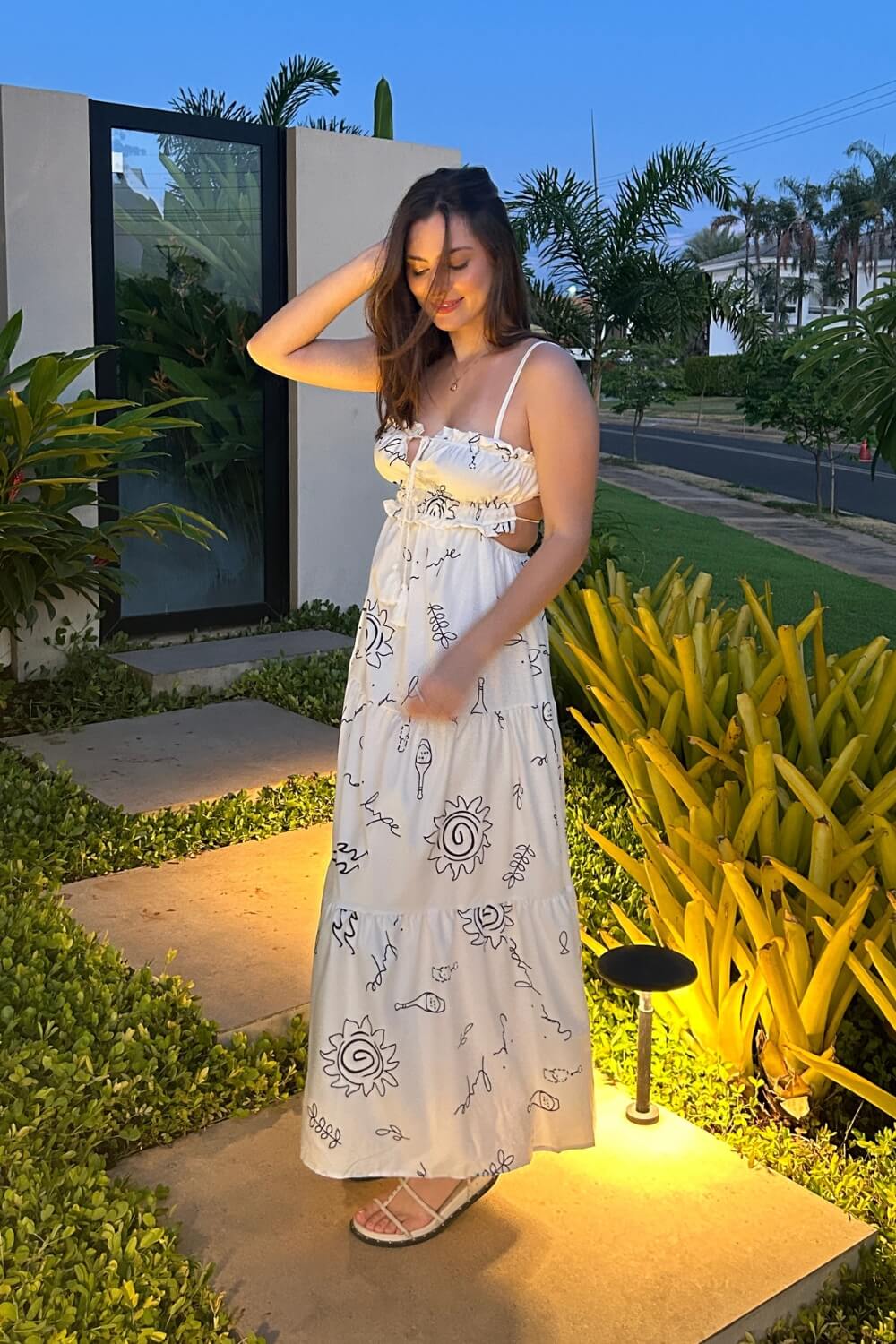 Bedrucktes ärmelloses Midikleid aus Polyester Weiß