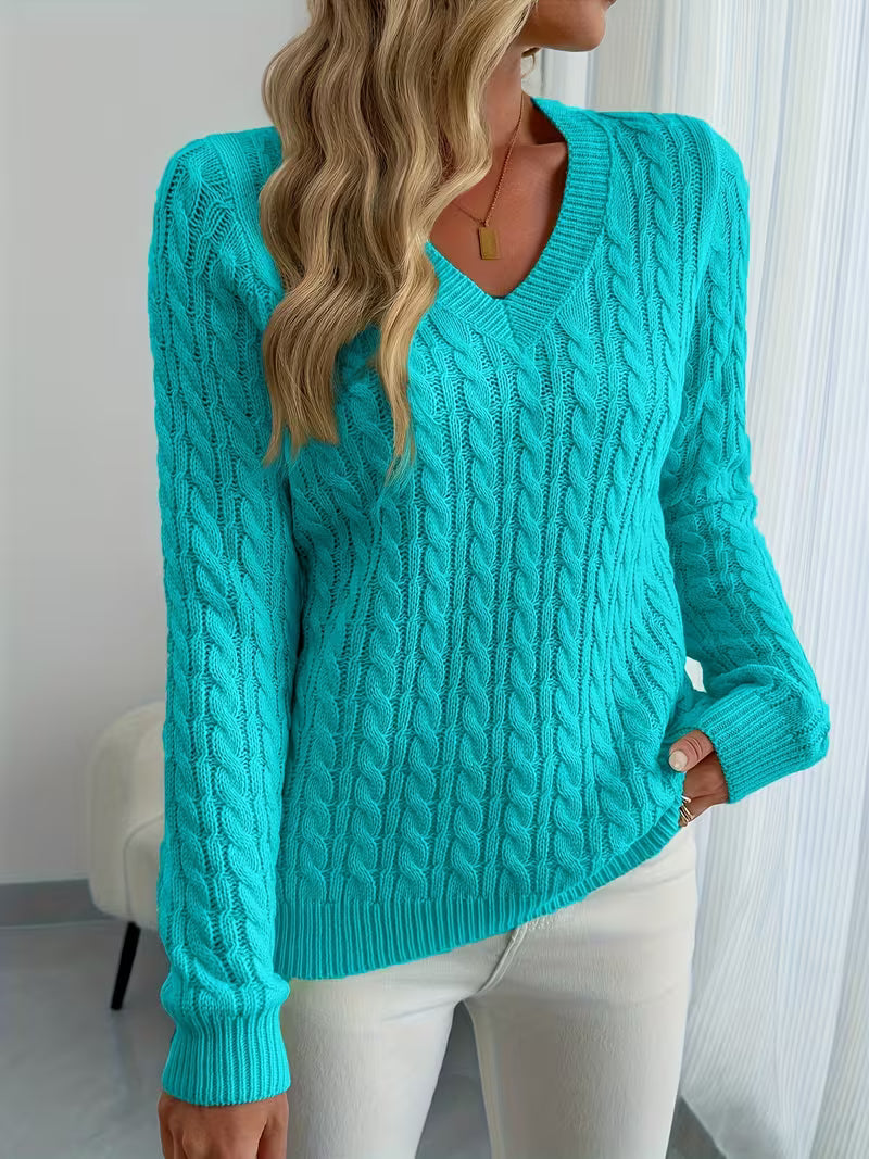 Damen-Pullover mit dekorativem Zopfmuster an der Vorderseite