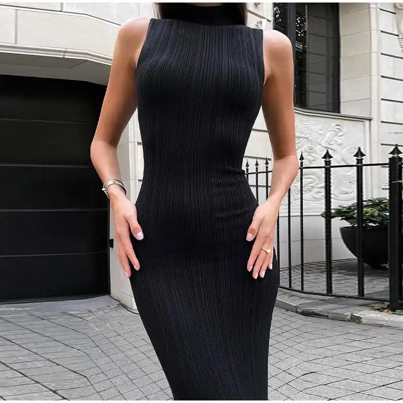 Weiches Strick-Rippen-Midikleid