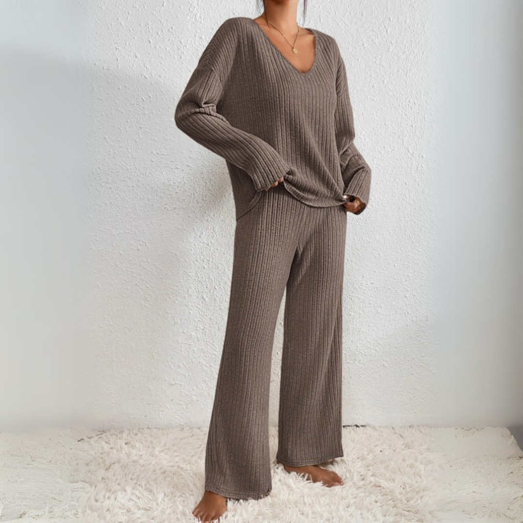 Elegantes Damen-Pullover-Set als vielseitiges Outfit