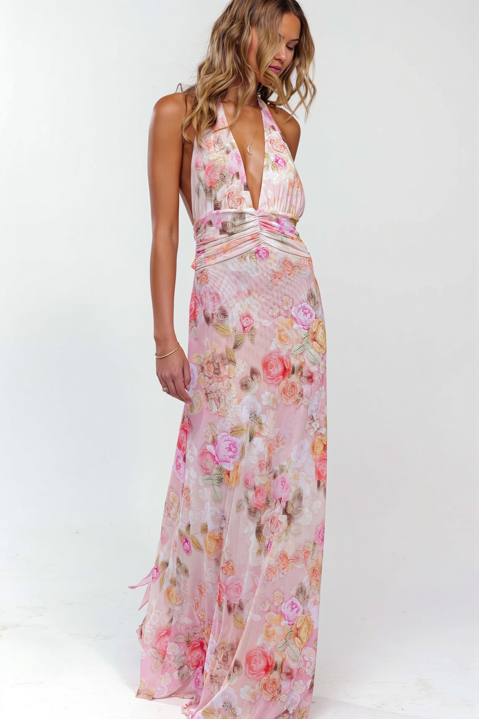 Damen Maxi Kleid mit Print und rückenfreiem Design in Vorderansicht