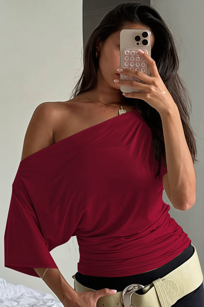 Figurbetontes Damen T-Shirt mit off-shoulder Design