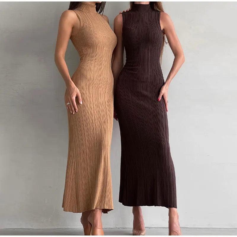 Weiches Strick-Rippen-Midikleid
