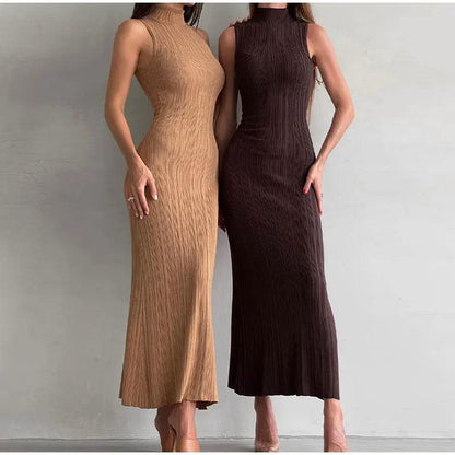 Weiches Strick-Rippen-Midikleid
