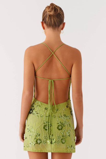 Kurzes Kleid aus Polyester mit Paillettenverzierung