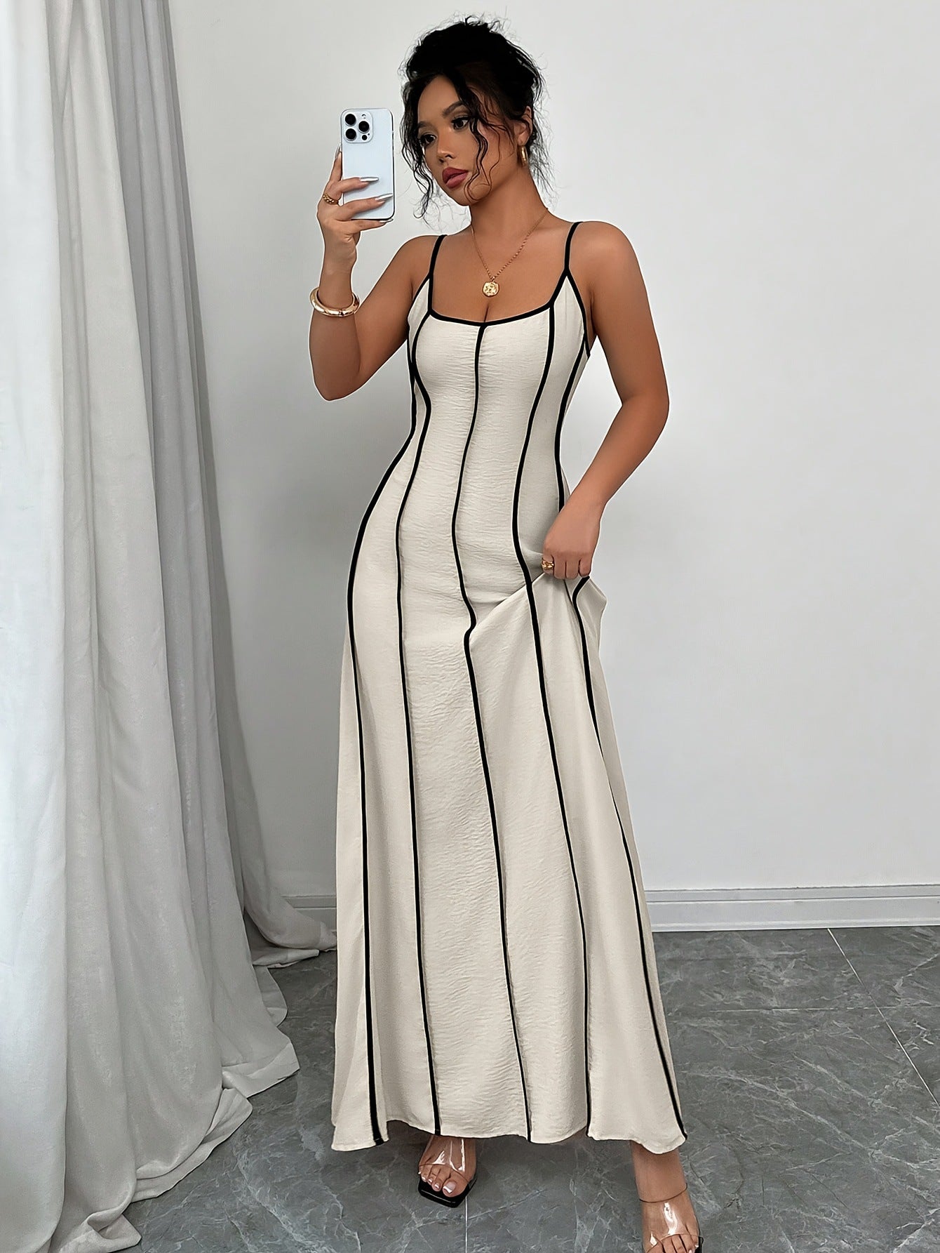 Beiges Midi Bodycon Kleid aus gerippter Viskose