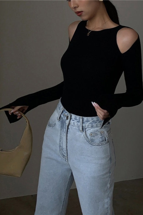 Damen Stricktop kombiniert in einem lässigen Alltagslook
