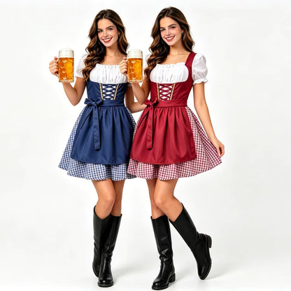 Rotes und blaues Dirndl für Damen mit dekorativem Schnürmieder