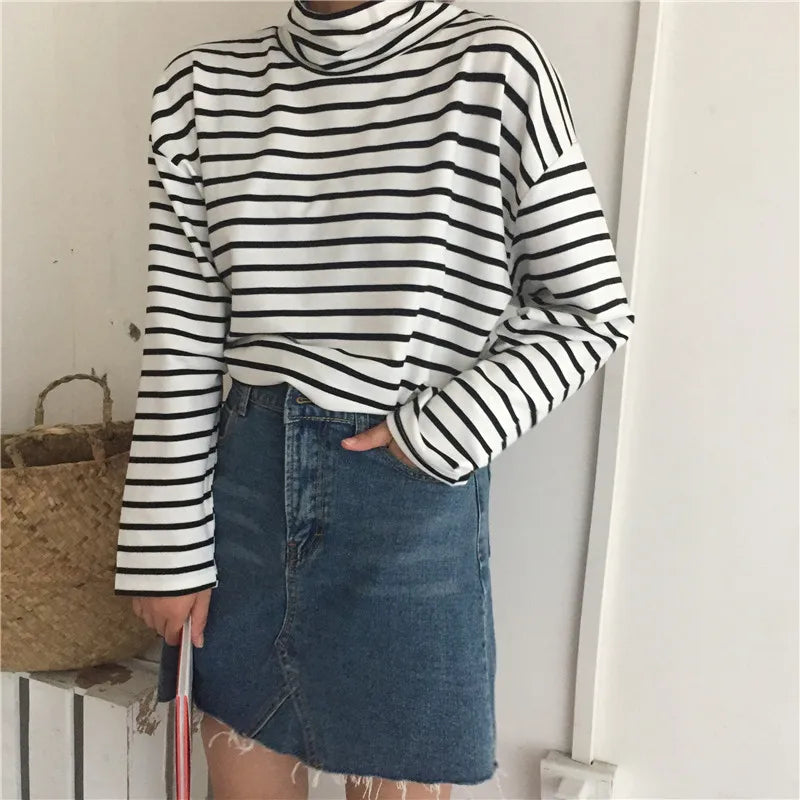 Damen Locker sitzende gestreifte Rollkragenbluse, leichtgewichtige Qualität