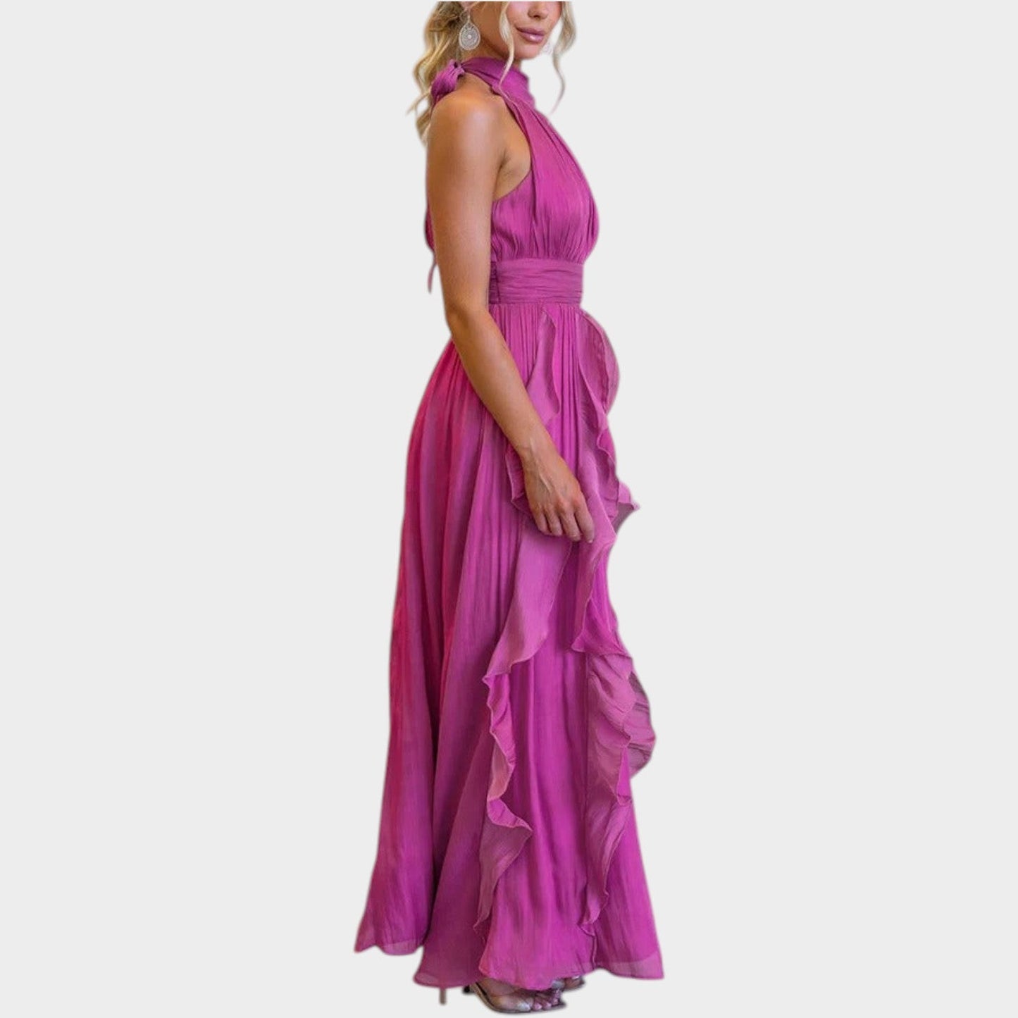Elegantes Maxikleid mit Rüschen und Neckholder-Ausschnitt