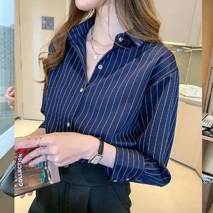 Damen lockeres gestreiftes Langarmshirt Blau Weiß
