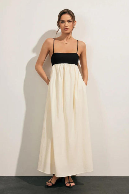 Midi-Kleid aus Leinen-Baumwoll-Mischung, locker geschnitten, schwarz-weiß