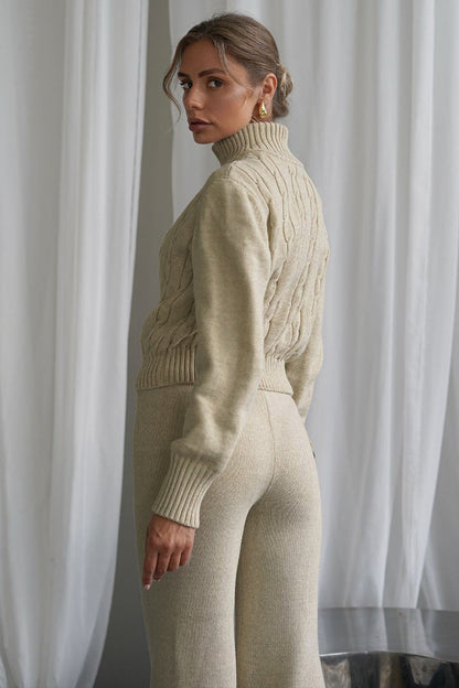 Damen-Strickset als bequemer zweiteiliger Alltagslook