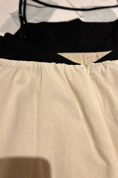 Midi-Kleid aus Leinen-Baumwoll-Mischung, locker geschnitten, schwarz-weiß
