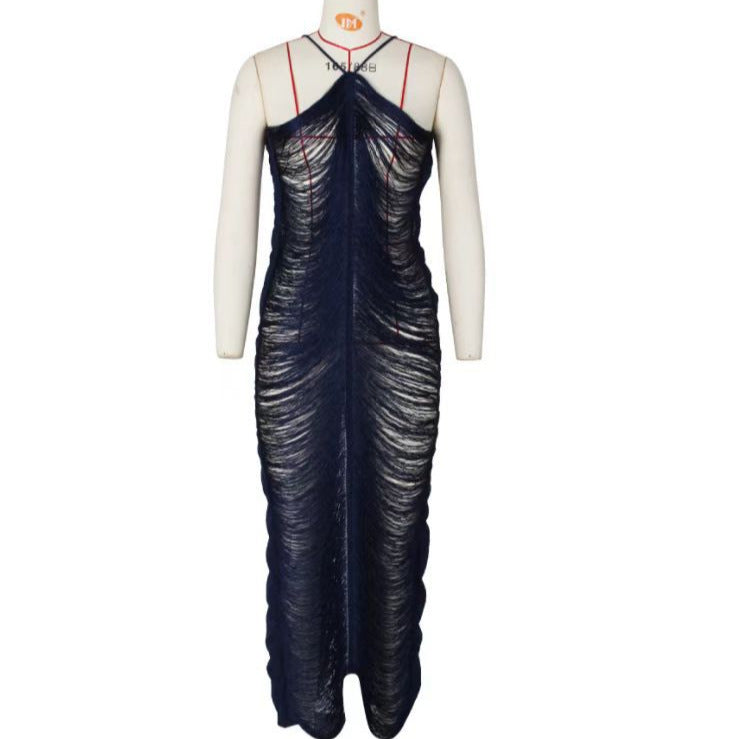 Elegantes langes Damenkleid mit raffiniertem Schlitz und Kragen