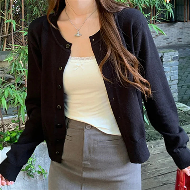 Strickcardigan für Damen mit Knopfleiste vorne