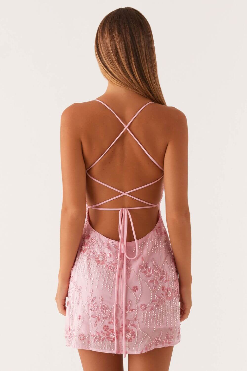 Kurzes Kleid aus Polyester mit Paillettenverzierung