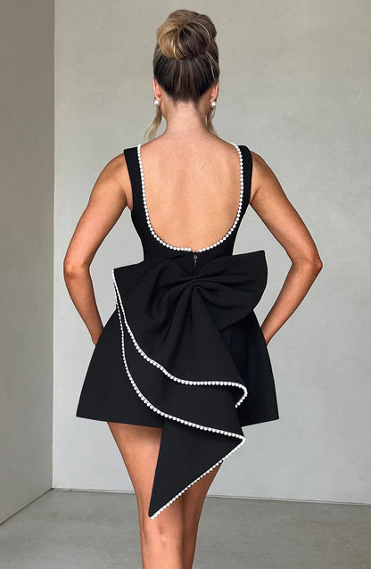 Cocktailkleid für Damen mit Schleifenrücken