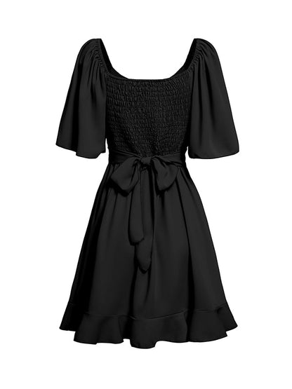 Verspieltes Rüsch Mini-Kleid mit gebundener Taille und ausgestellten Ärmeln