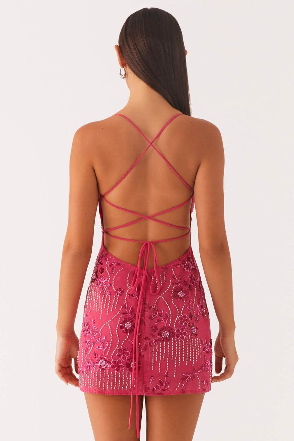 Kurzes Kleid aus Polyester mit Paillettenverzierung