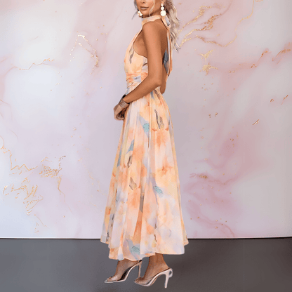 Elegantes Maxikleid mit Neckholder-Ausschnitt