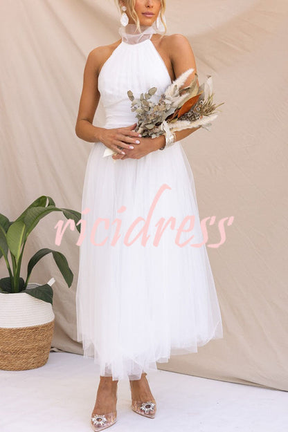 Maxikleid mit Neckholder und gerafften Details aus Tüll