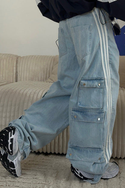 Damen Jeanshose mit weitem Bein und Streifen im Detail