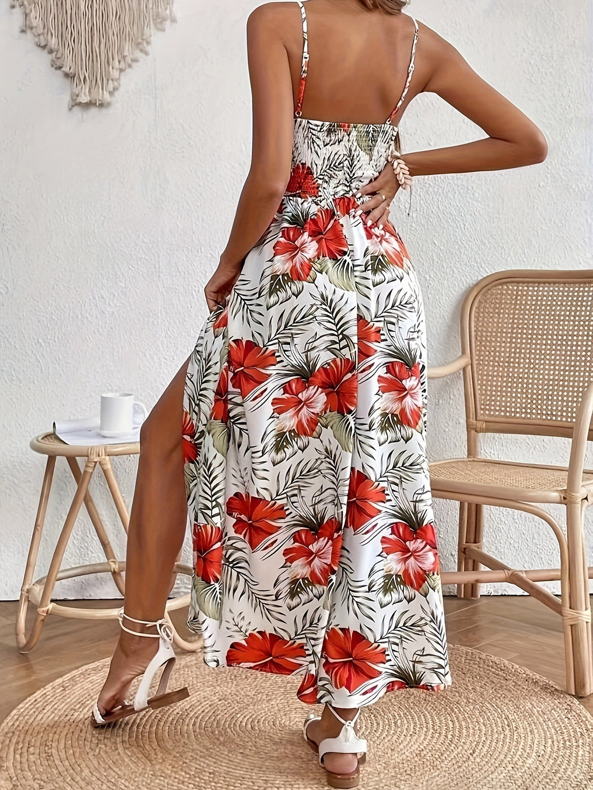 Elegantes Maxikleid mit ärmellosem Oberteil