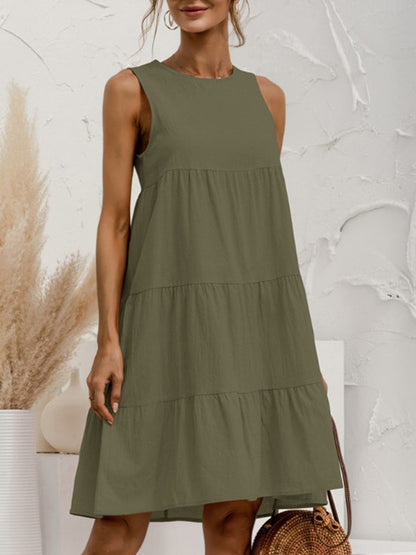 Ärmelloses Minikleid für Damen mit Rundhals und fliessender Form