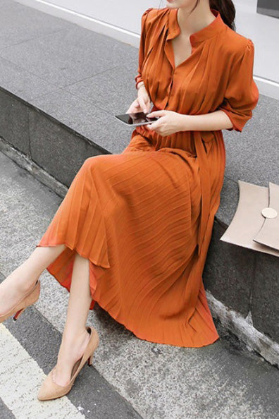 Faltenkleid aus Chiffon mit Puffärmeln