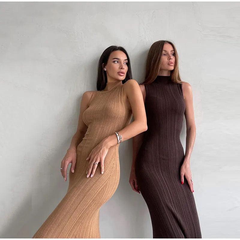 Weiches Strick-Rippen-Midikleid