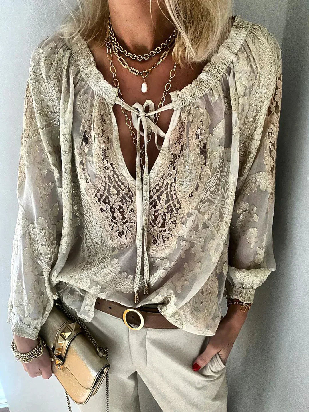 Damenbluse Locker Geschnitten Elegant