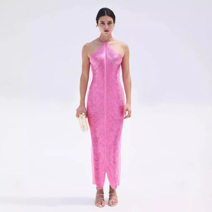 Elegantes langes Damenkleid mit raffiniertem Schlitz und Kragen