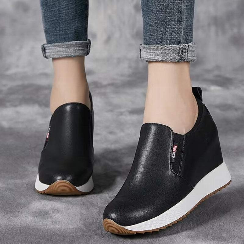 Schicke Stiefeletten aus echtem Leder mit Blockabsatz