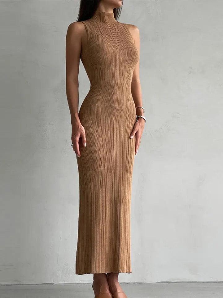 Weiches Strick-Rippen-Midikleid