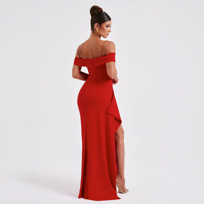 Maxikleid mit schulterfreiem Schnitt und Schlitz