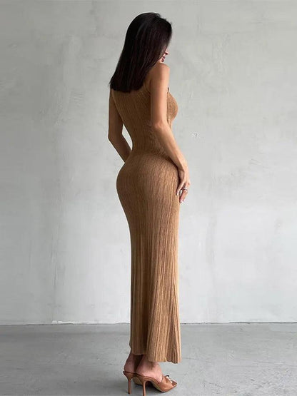 Weiches Strick-Rippen-Midikleid