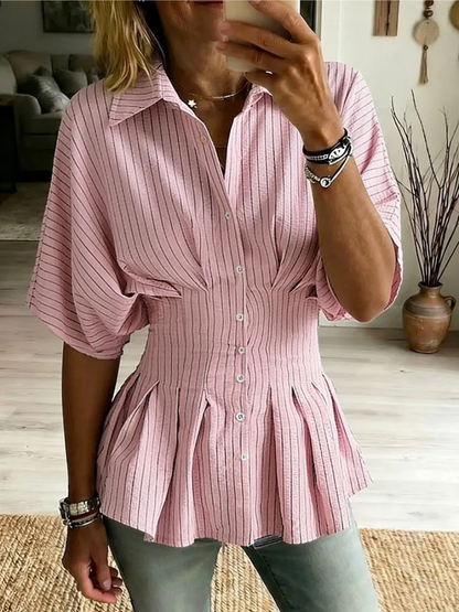 Kurzarm-Bluse mit Knopfleiste