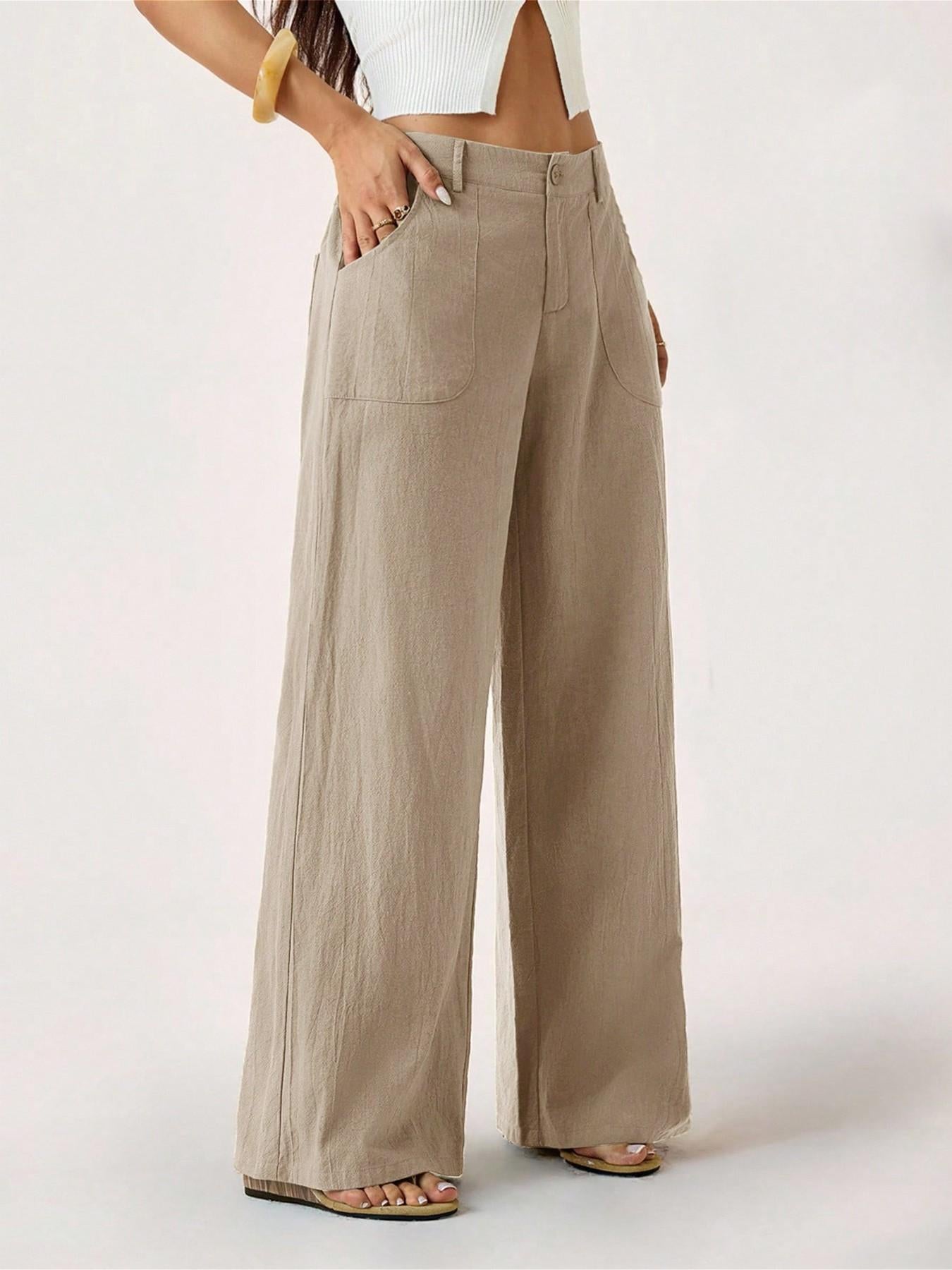 Damen Wide-Leg-Hose mit hoher Taille in voller Länge am Model