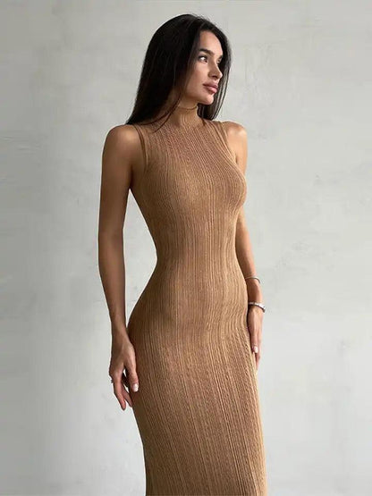 Weiches Strick-Rippen-Midikleid