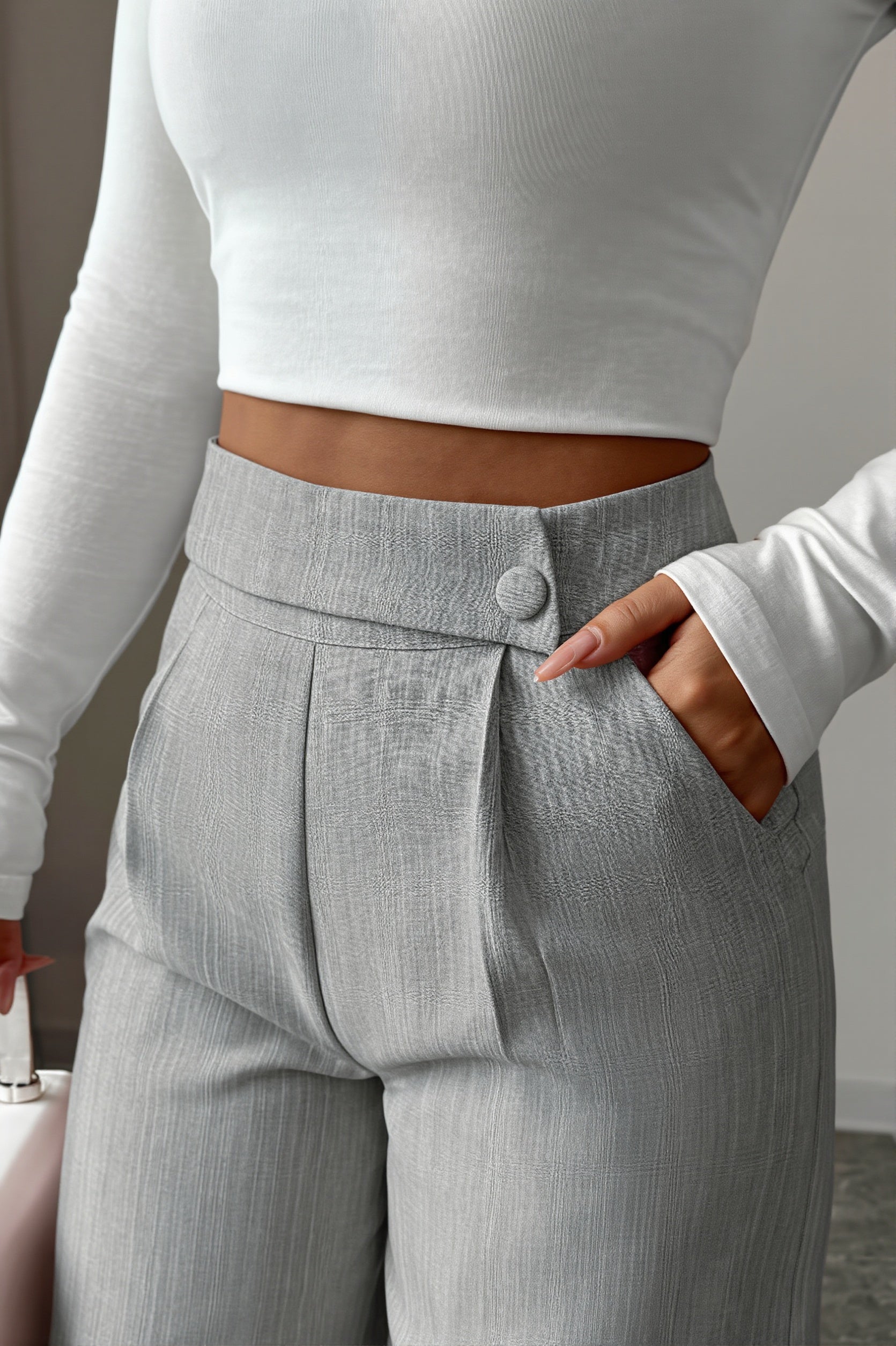 High-Waist-Hose für Damen in voller Länge aus der Frontansicht