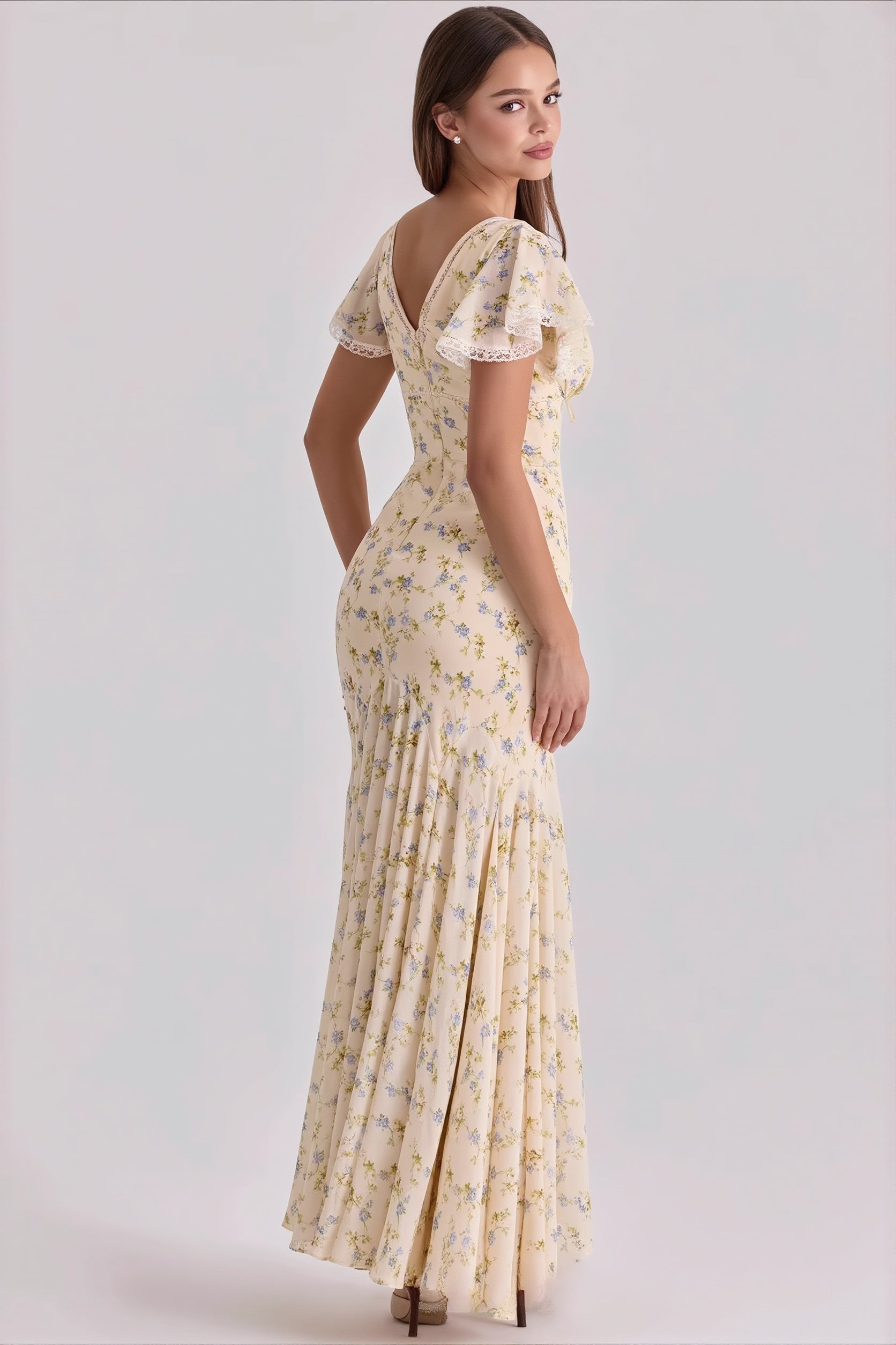 Damenkleid mit Blumenmuster und elegantem V-Ausschnitt