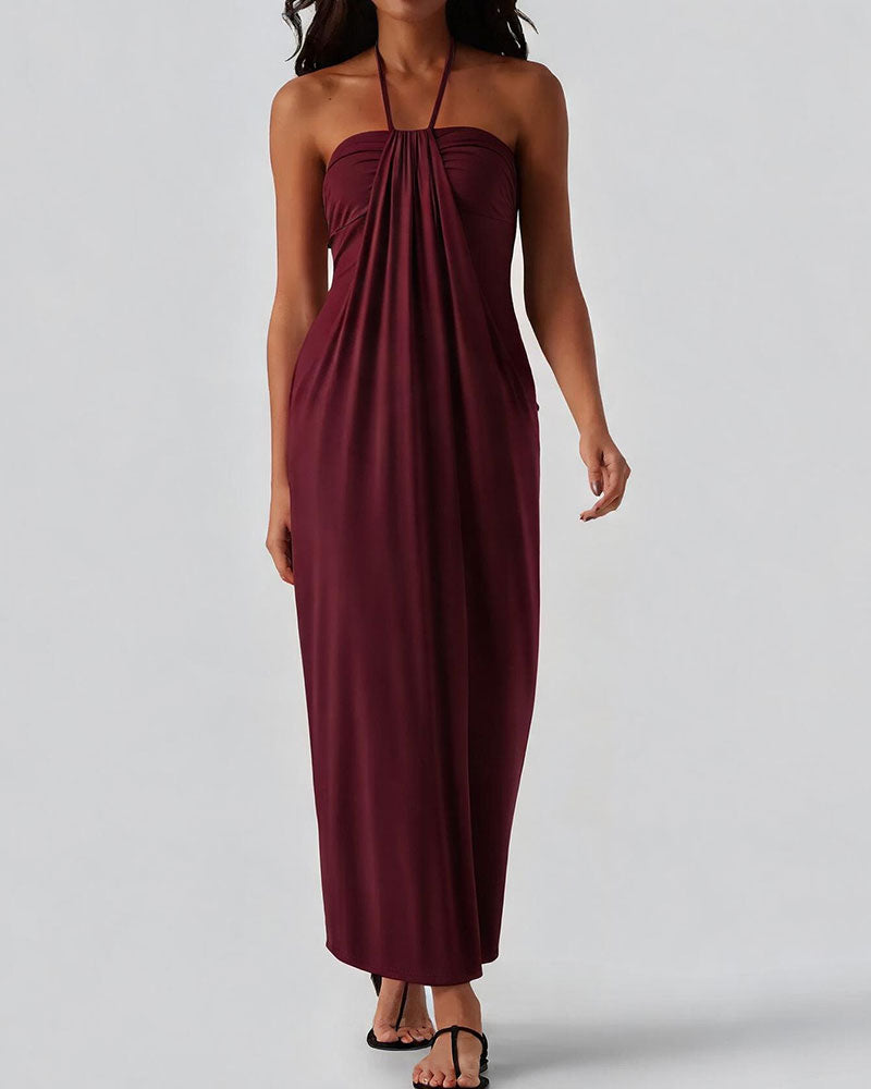 Stilvolles langes Damenkleid mit Halterneck und drapierten Details