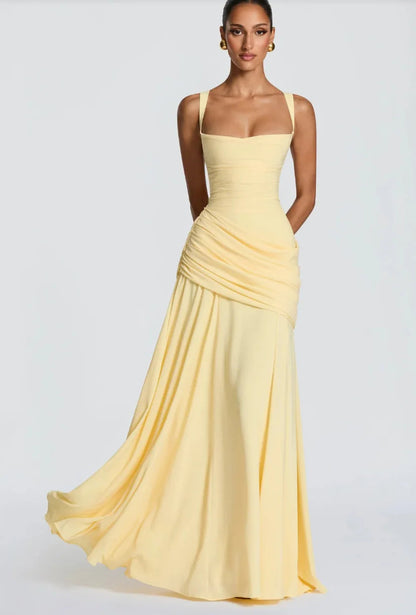 Gelbes gerafftes Maxikleid mit Drapierung