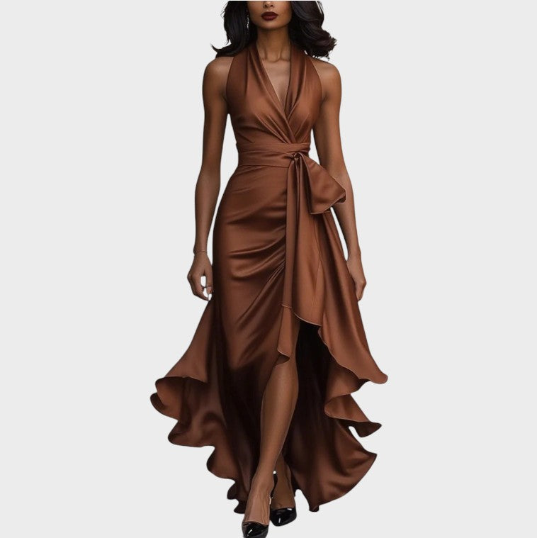 Midnight Satin Neckholderkleid mit Rüschendetail