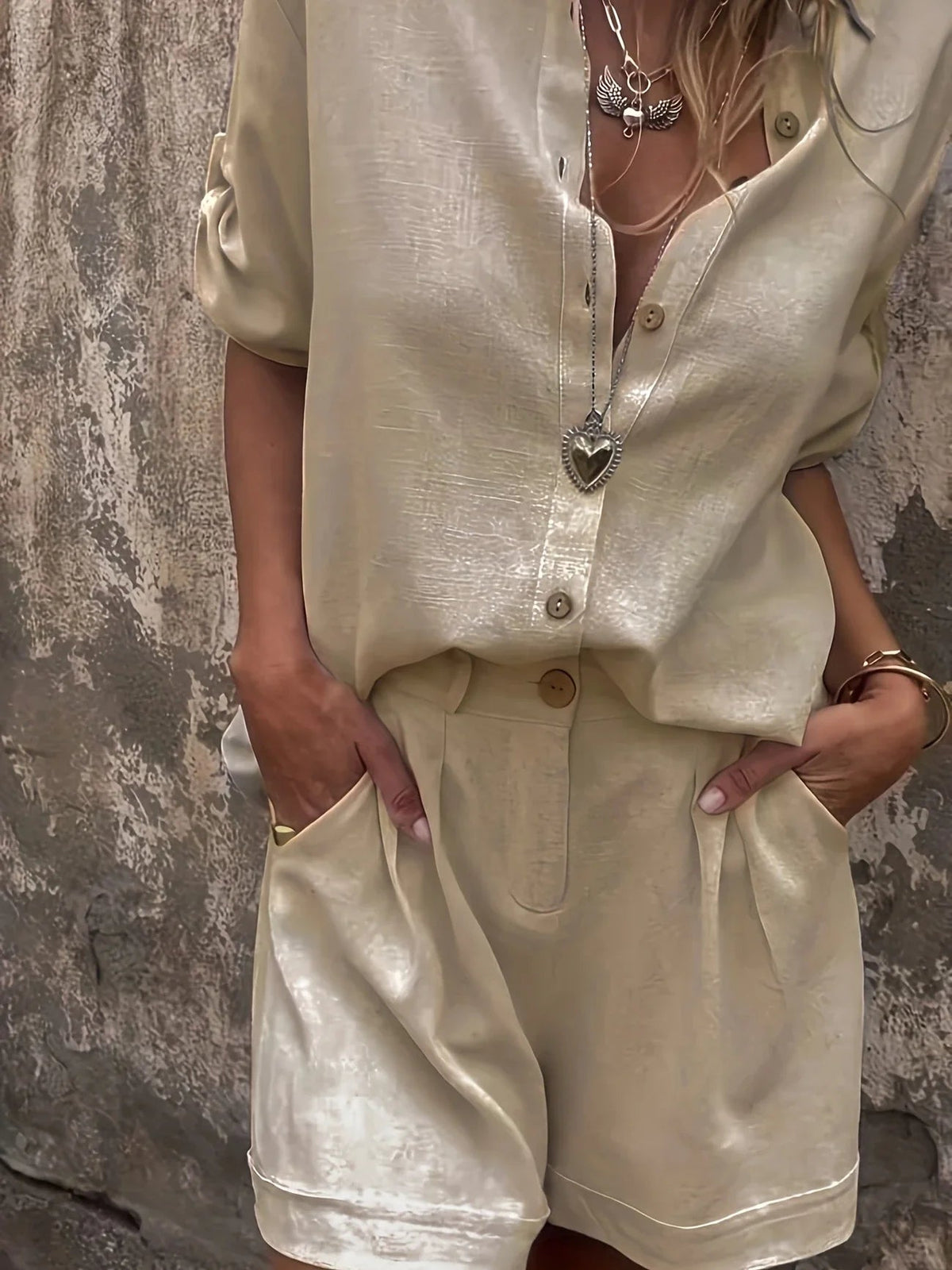 Stilvoller Damen-Zweiteiler als modernes Sommer-Outfit