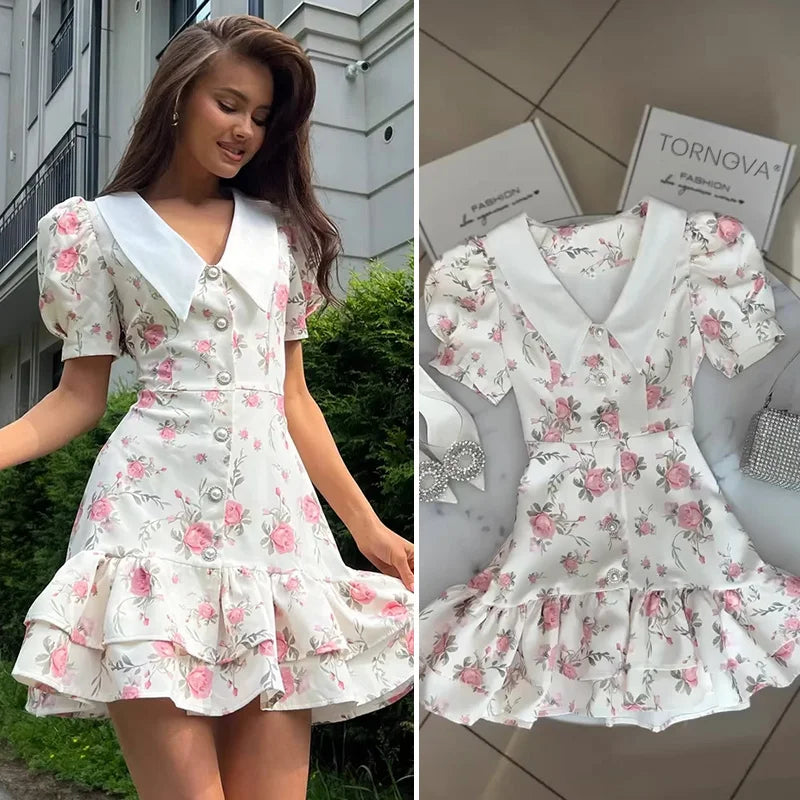 Minikleid mit Puffärmeln und Rüschendetail