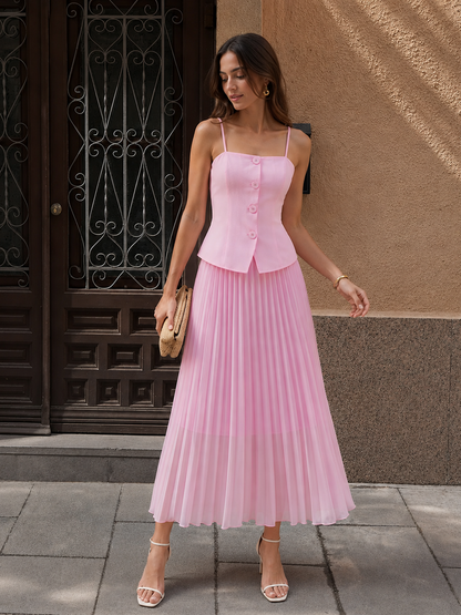 Damen Rock-Set mit Camisole Top und langem Faltenrock in frontaler Ansicht