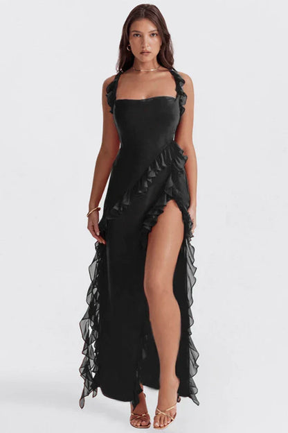 Maxikleid in voller Ansicht mit femininem Rüschen-Detail