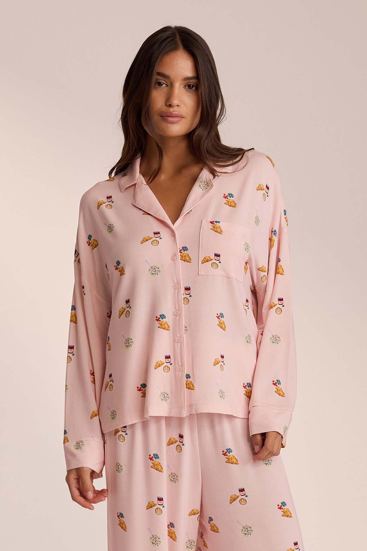 Elegantes Damen Kombiset mit Mini-Print und weiter Hose im Detail